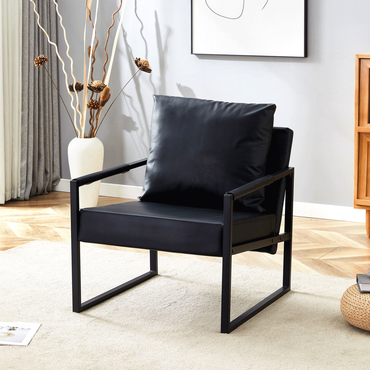 Classic And Metal Frame Sofa, Ergonomically Designed, A Perfect Blend Of Modern And Industrial Styles