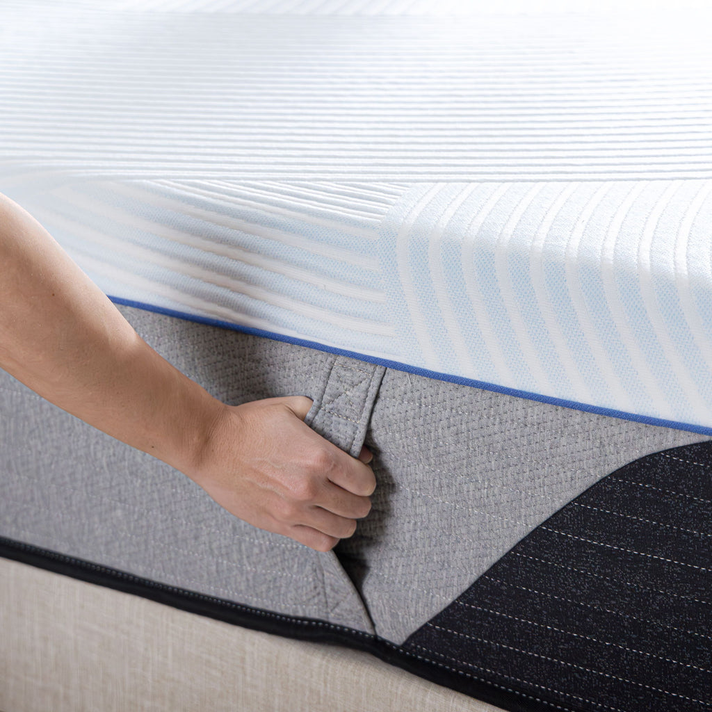 Deluxe - 13" Hybrid Mattress
