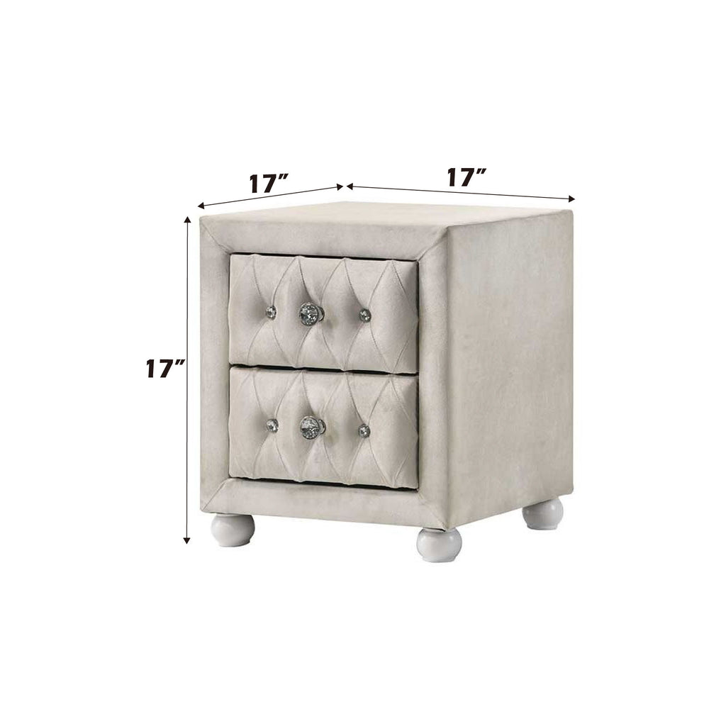 Reggie - Compact Nightstand