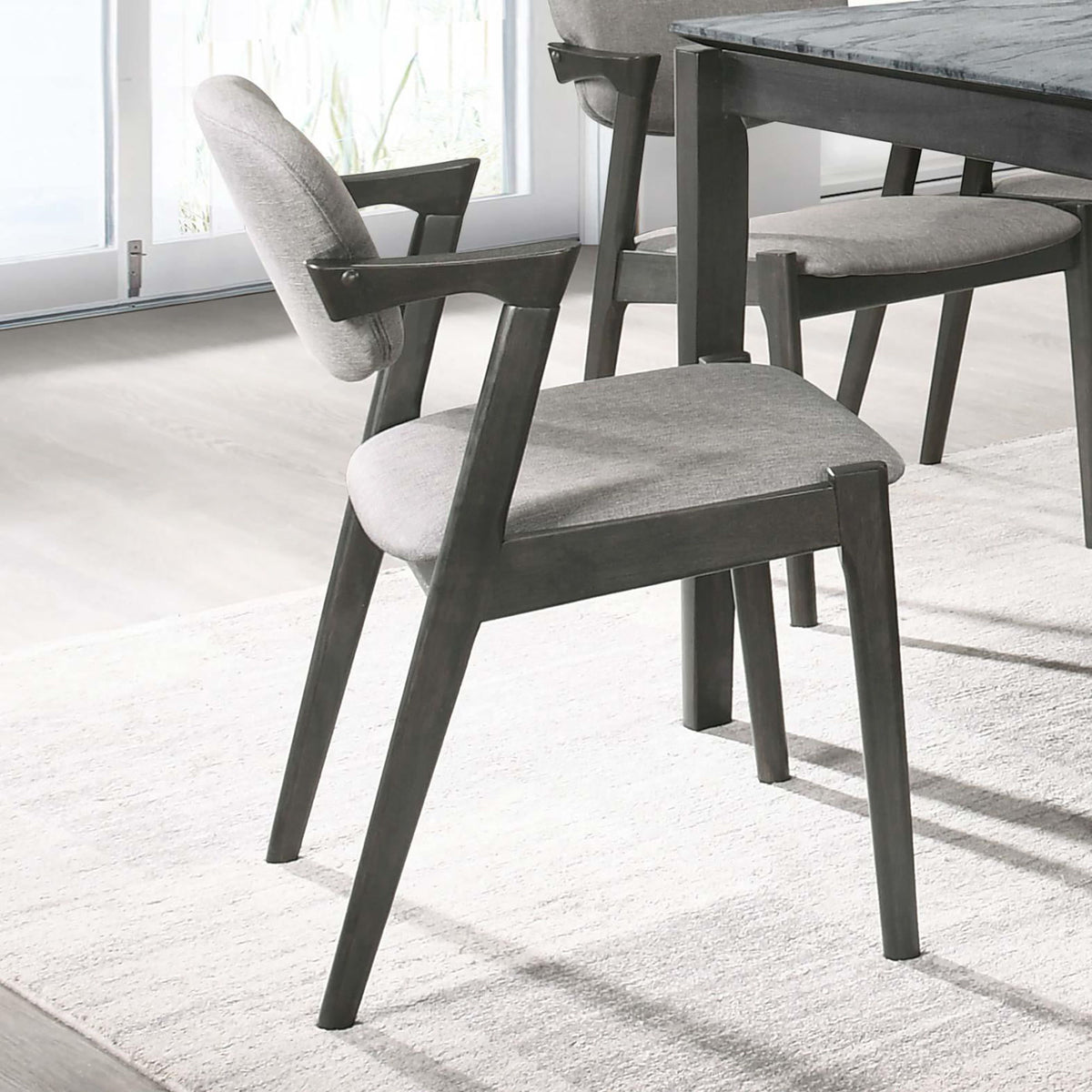 Modern Dining Chair And Zigzag Arm Design (Set of 2)