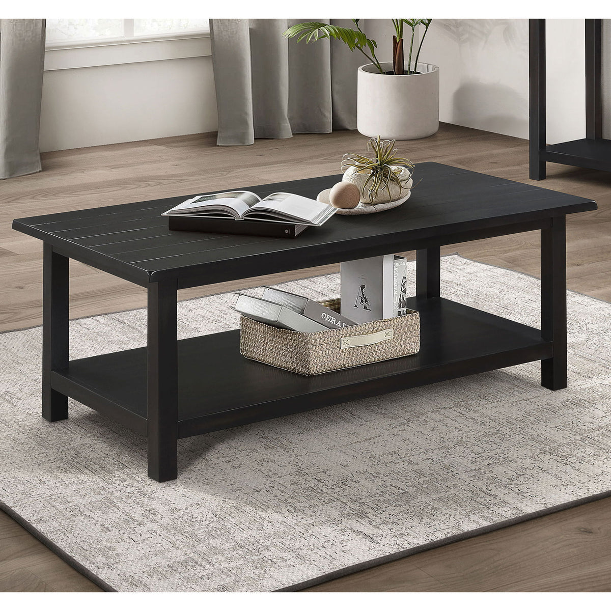Castleton - Table