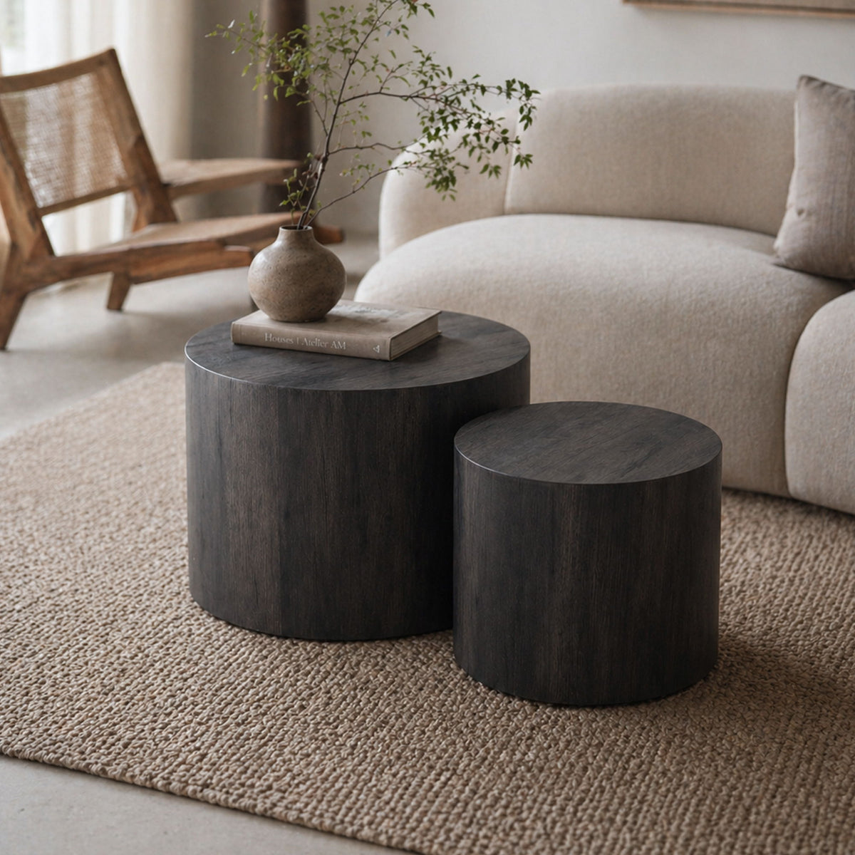Modern Round Nesting Coffee Table (Set of 2)