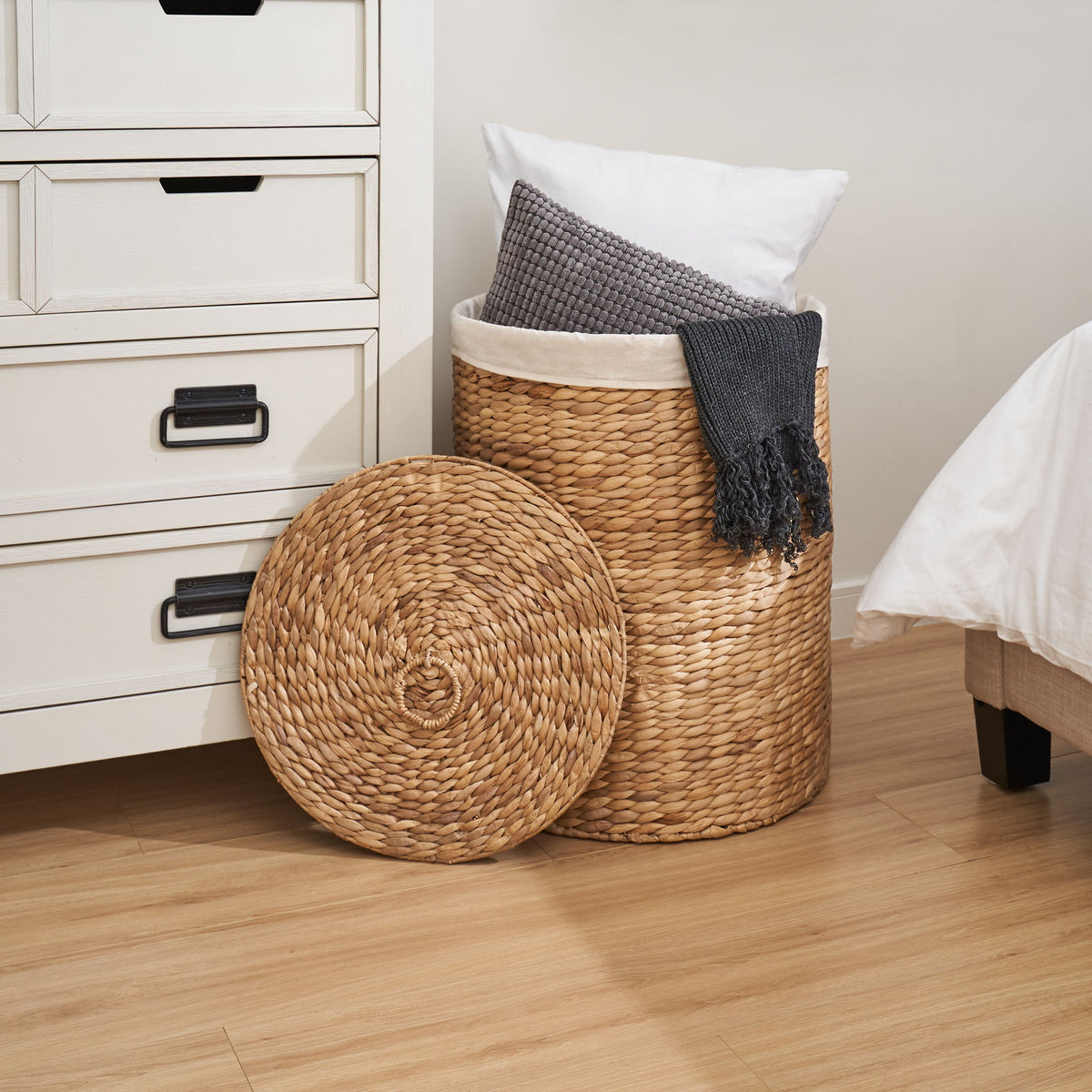 Round Tall Water Hyacinth Woven Wicker Laundry Hamper With Lid - For Clothes, Toys And Book Storage With Removable Liner - 15" X 15" X 20" - Natural Brown