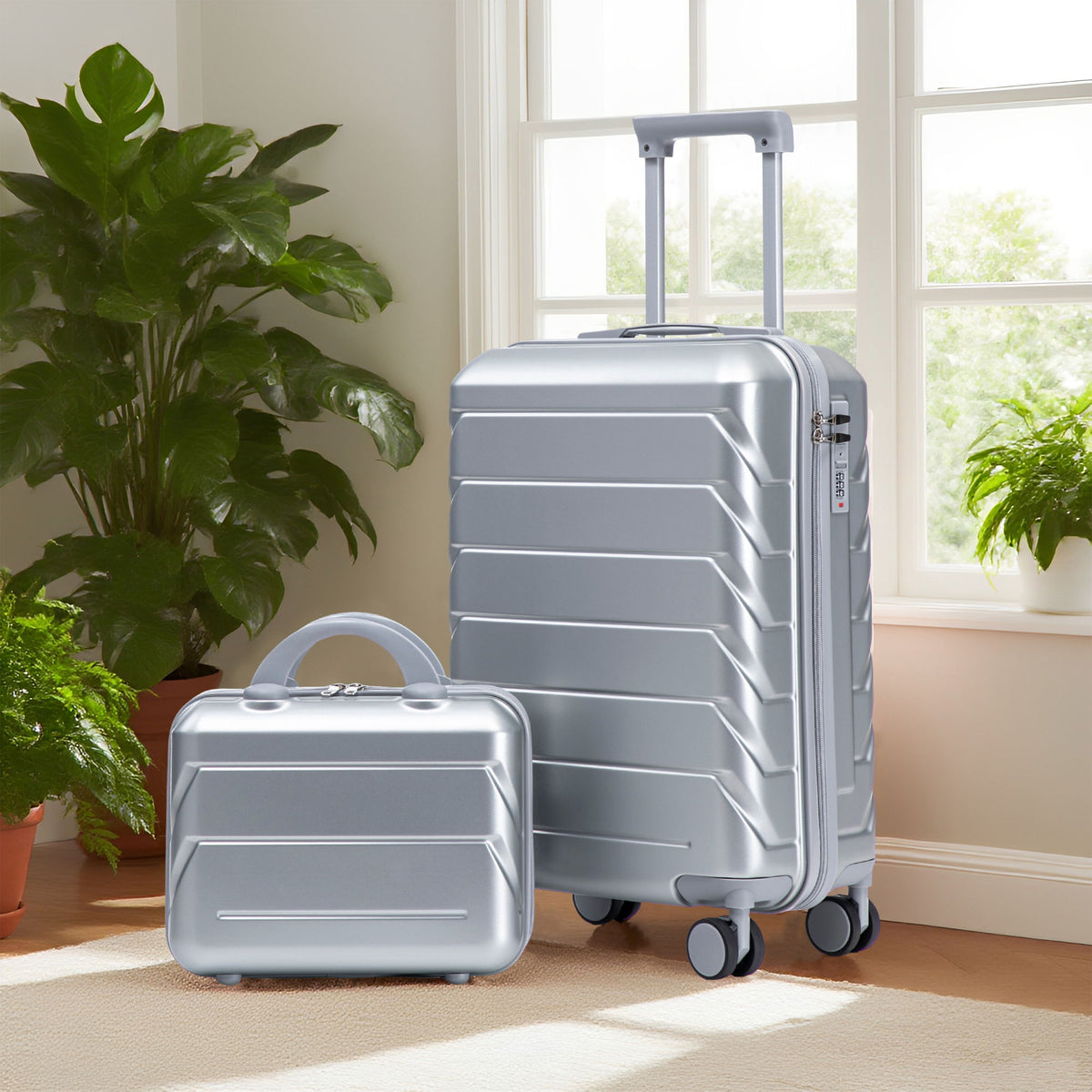 Spinner Luggage Set With Combination Lock